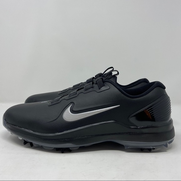 tiger woods cleats